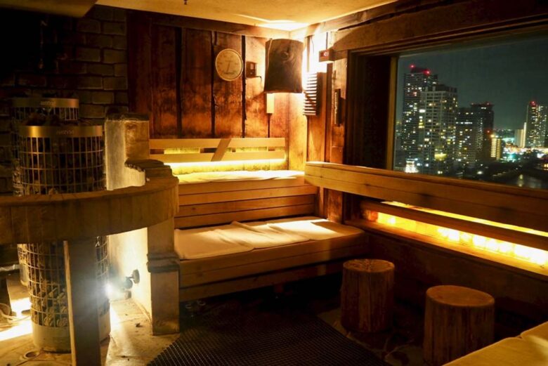 Night view from the sauna window