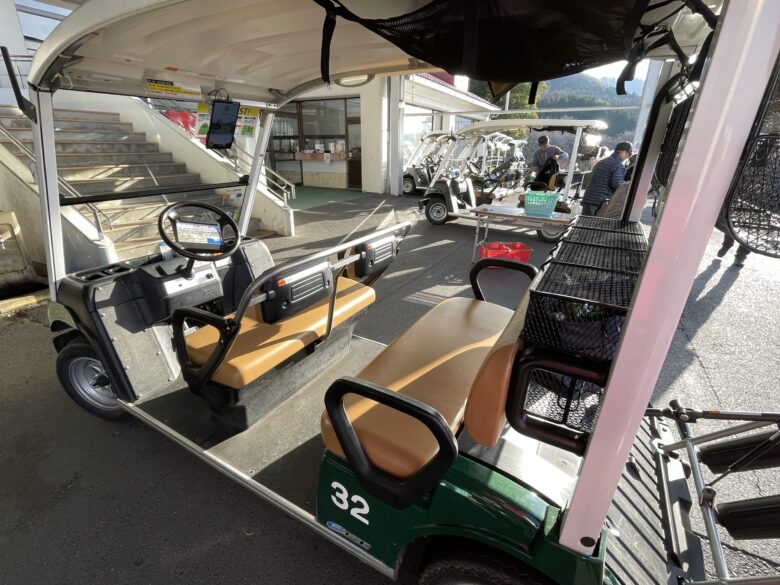 Golf cart