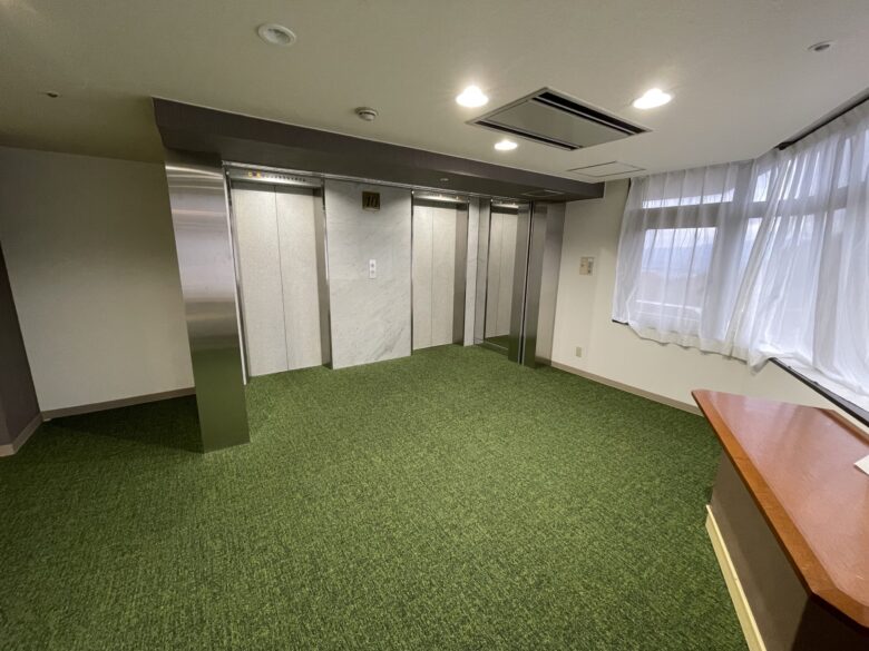 10th floor elevator hall