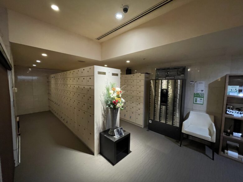 Shoe locker area