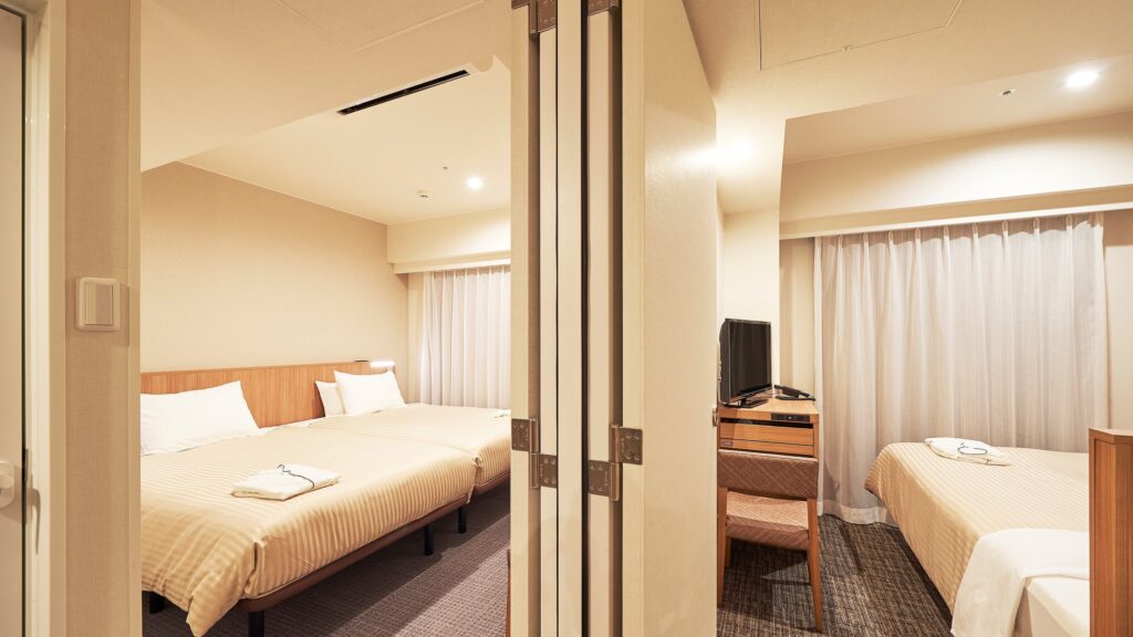 横浜 ホテル ベッド 4人部屋