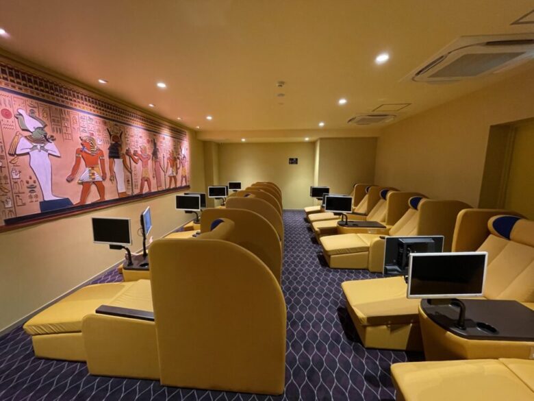 Thermae-yu Nishiazabu: 2nd Floor: Rest Lounge at Thermae-yu Nishiazabu (2)