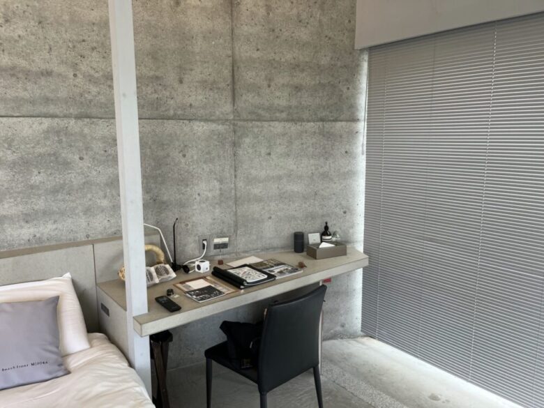 Denpaku The Beachfront MIJORA: Guest Room (6)