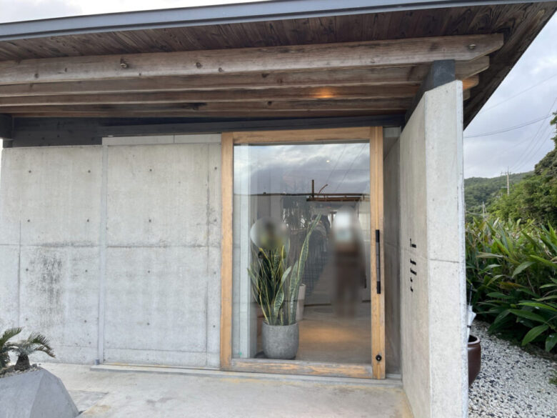 Denpaku The Beachfront MIJORA: Check-in (1)