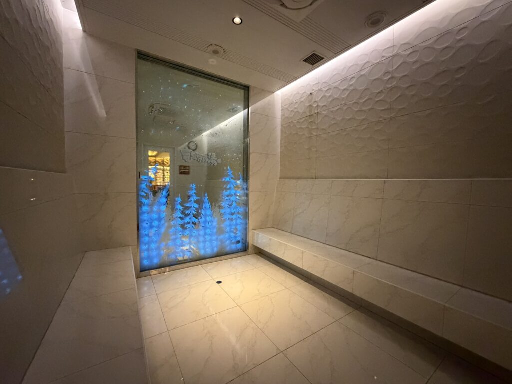 竜泉寺の湯 名古屋 岩盤浴 冷気房