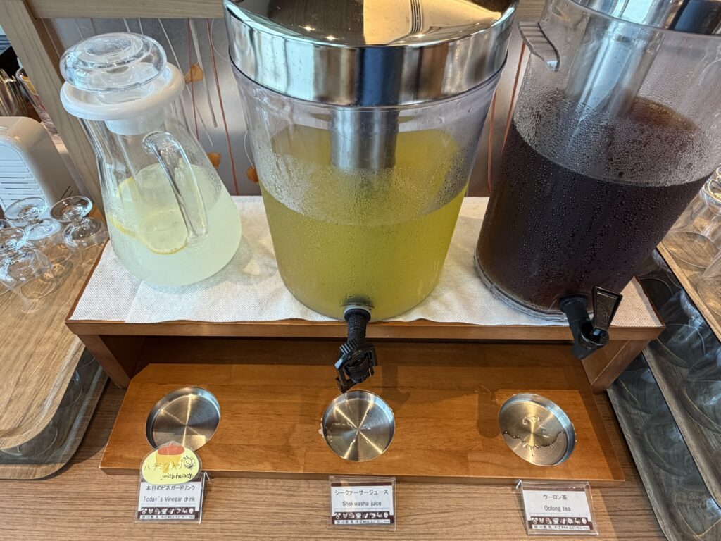 レモネード系のドリンクディスペンサー