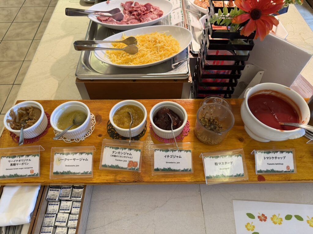 マーセンの朝食ブッフェで実際に取った料理の盛り合わせ