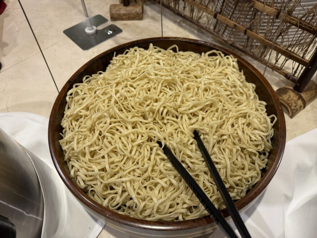 焼きそば風の麺料理