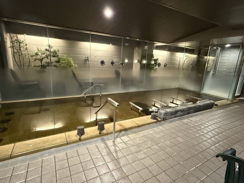 大浴場の浴室全体