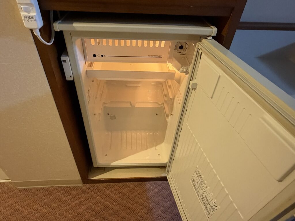 客室の冷蔵庫