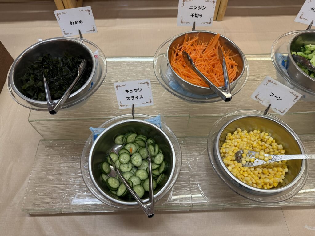 サラダのトッピング