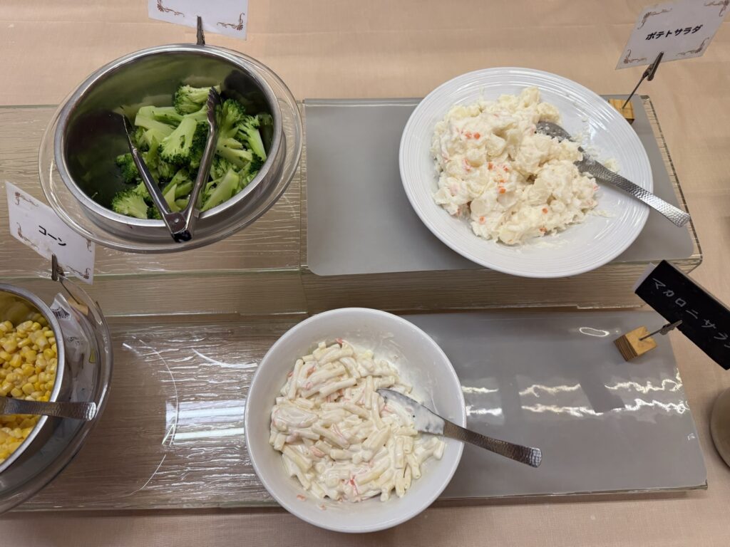 ブロッコリーとポテトサラダ
