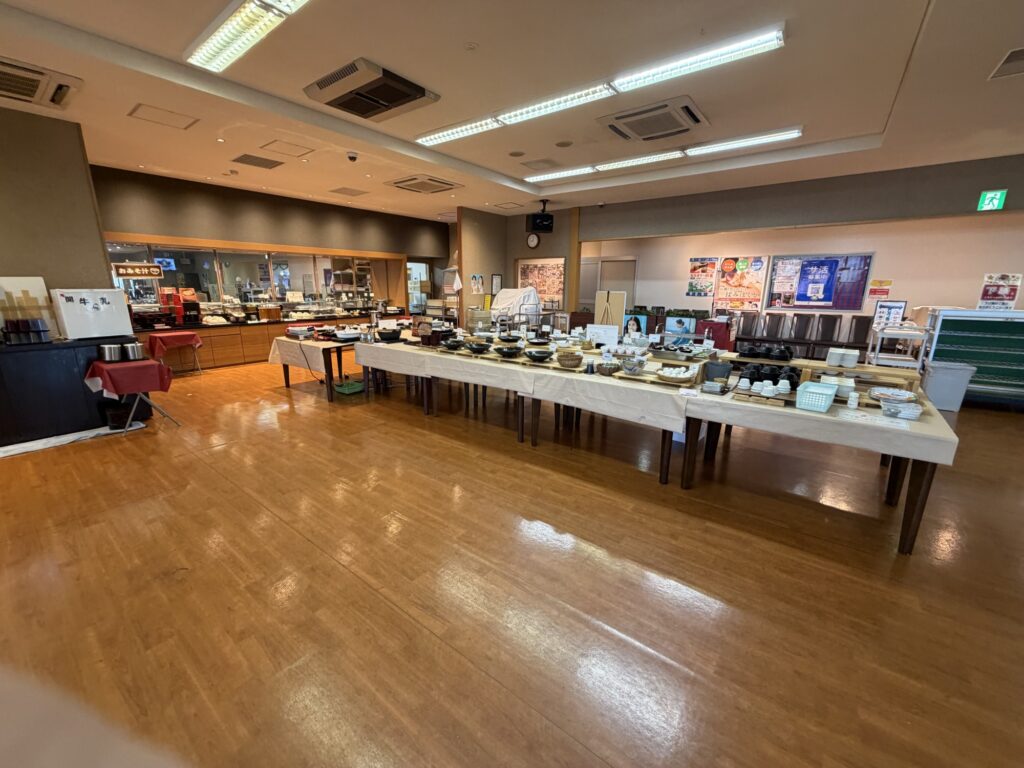 朝食会場の大広間